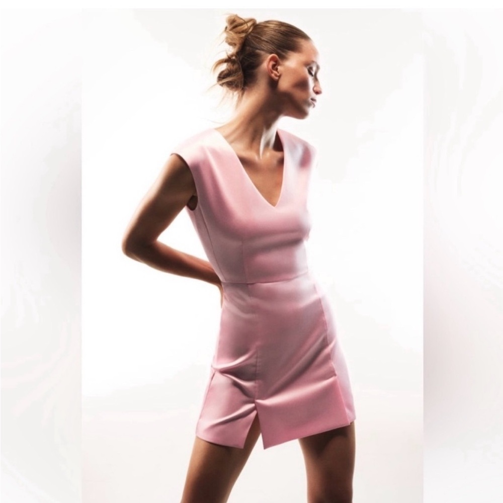 Zara Elegant Pink Sleeveless Dress